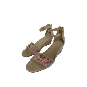 SUNDANCE Jasmine Tan Embroidered Flowers 7 M Open Toe Ankle Closure Wedge Sandal